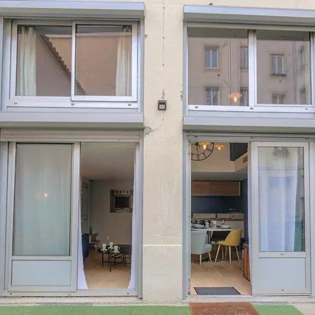 Duplex Et Calme Proche Part Dieu 리옹